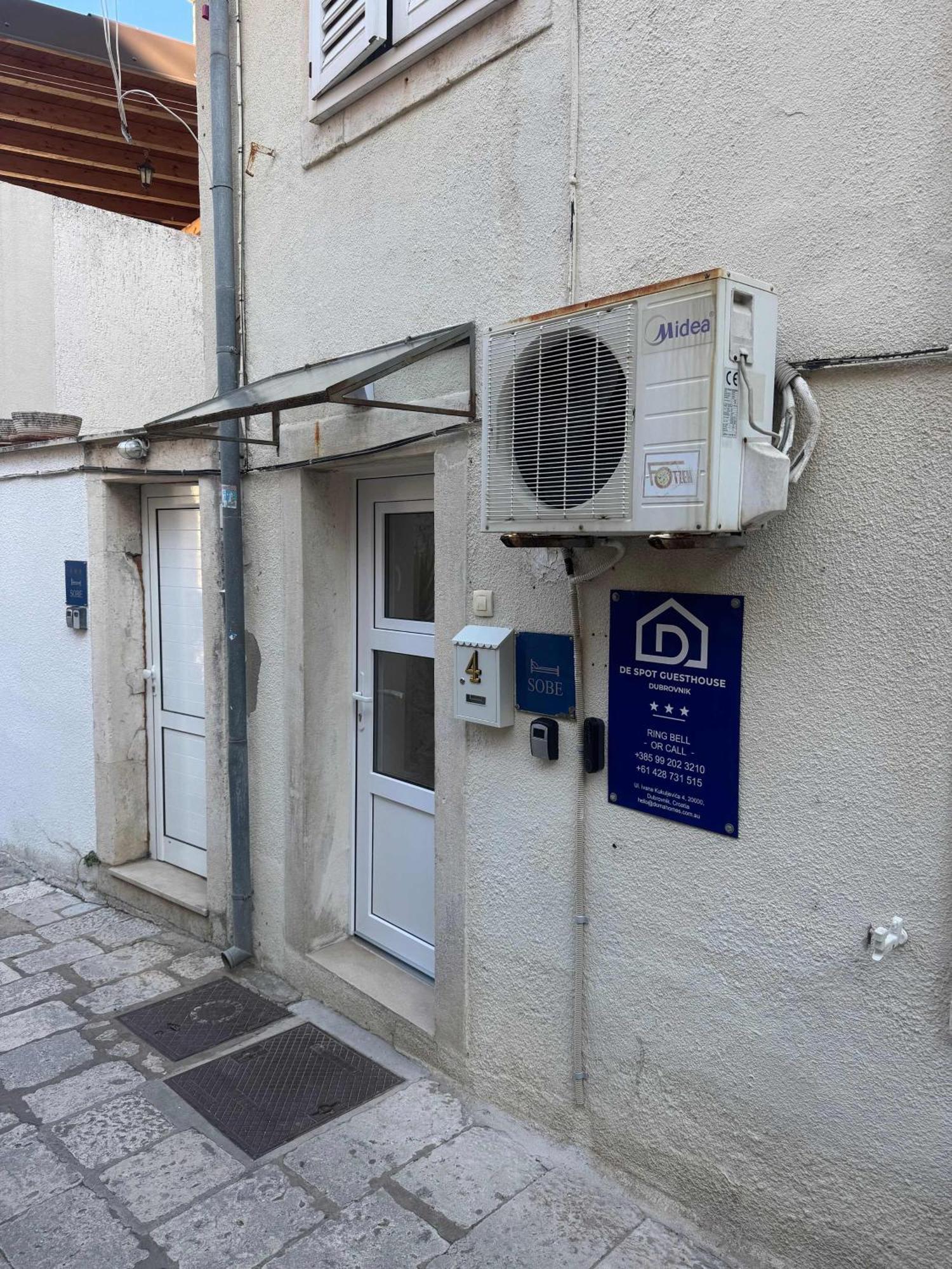 De Spot Guest House - Pile Old Town Gate Dubrovnik Exteriör bild