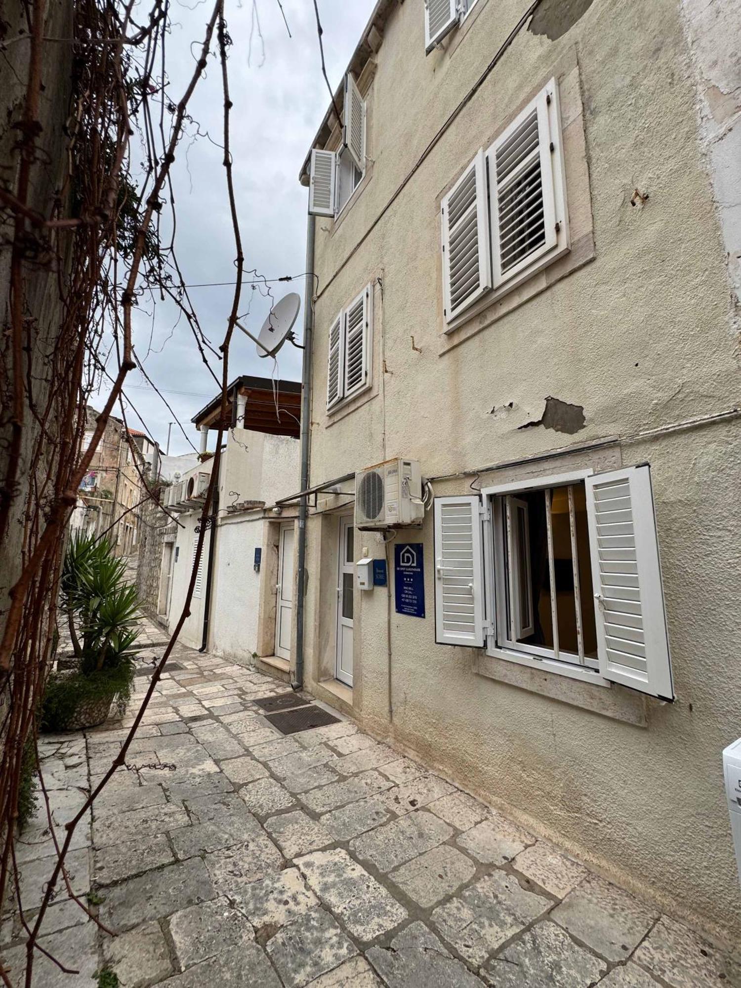 De Spot Guest House - Pile Old Town Gate Dubrovnik Exteriör bild